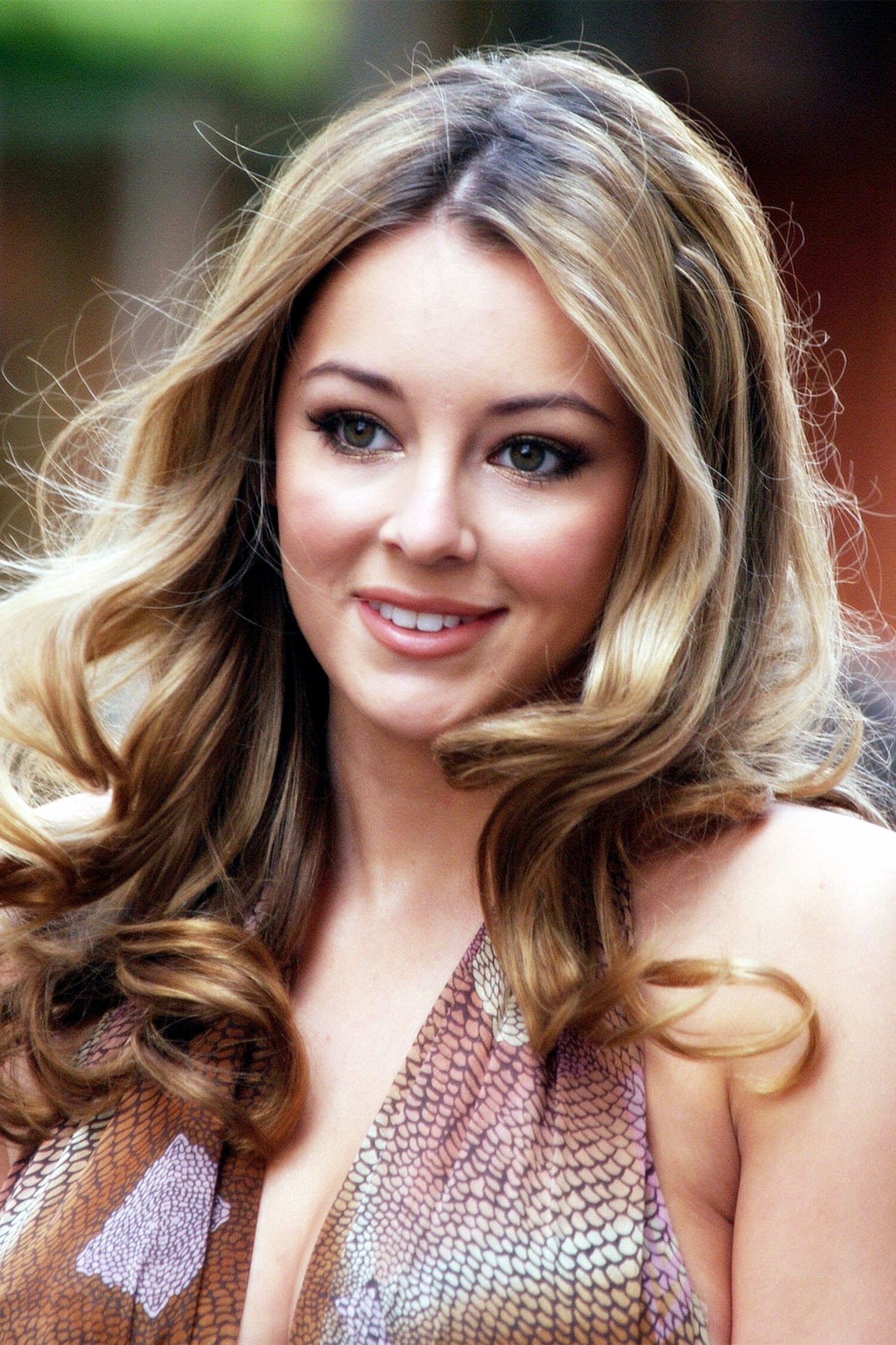 Keeley Hazell Ans Actrice Cinefeel Me