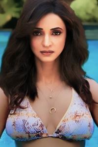 Sanaya Irani