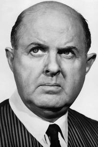 Photo de John McGiver : acteur