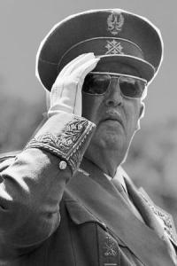 Photo de Francisco Franco : acteur