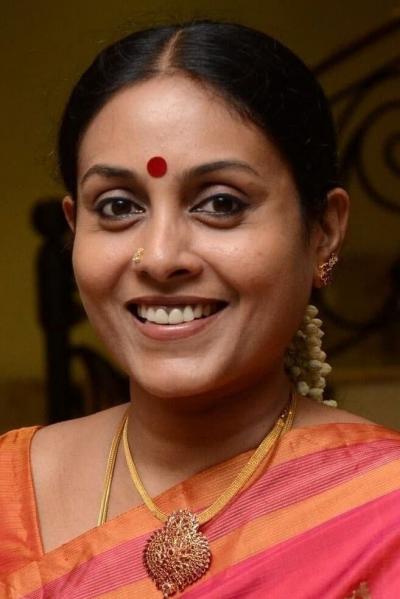 Photo de Saranya Ponvannan