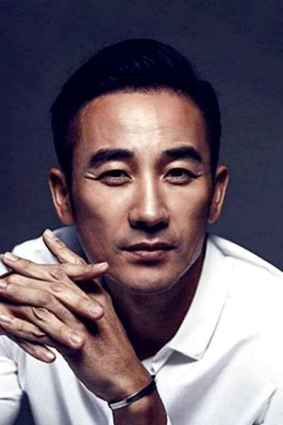 Photo de Uhm Tae-woong