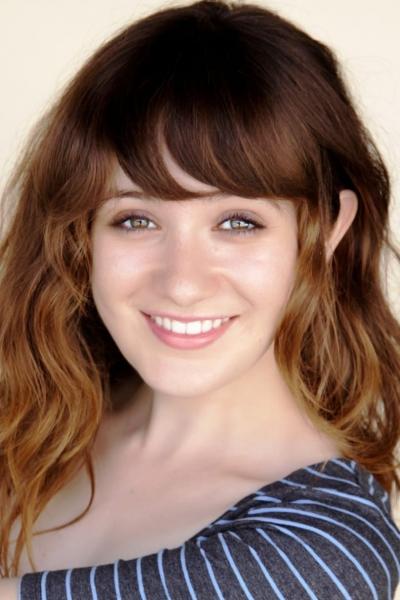 Noël Wells (37 ans) : actrice, réalisatrice, productrice et scénariste - cinefeel.me