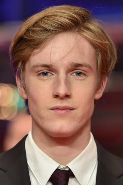 Photo de Louis Hofmann