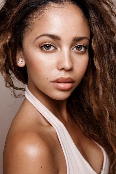 Photo de Vanessa Morgan